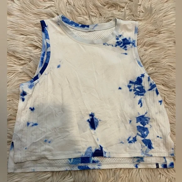 Lululemon Train To Be Tank*EUC - Picture 5 of 11